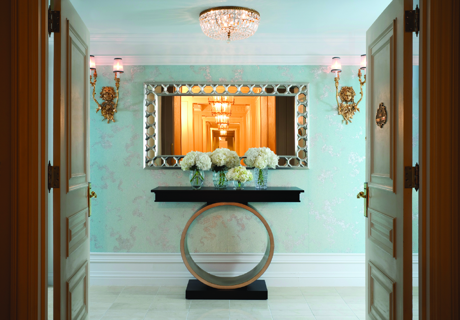 wallcoverings at home